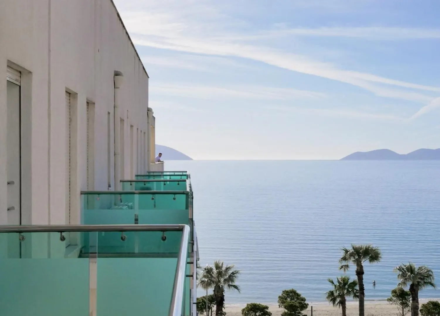 Ovis Luxury Seaside Apartment Vlore Albania